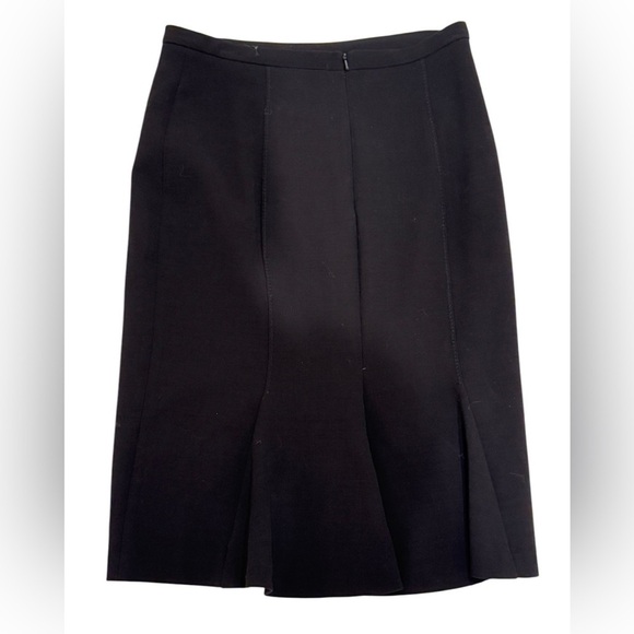 MAXMARA Pleated Back Black Pencil Skirt Made in Italy Size 6 VGUC - Picture 1 of 5